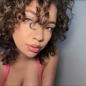 Meet your Posher, Lexi